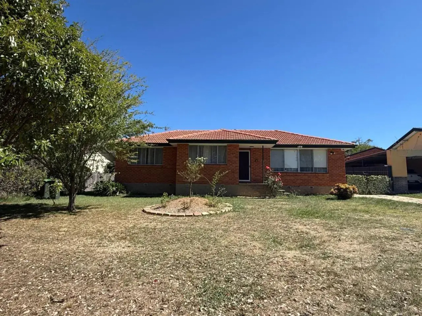 Scullin 3BR House, Free WiFi, Netflix, Parking