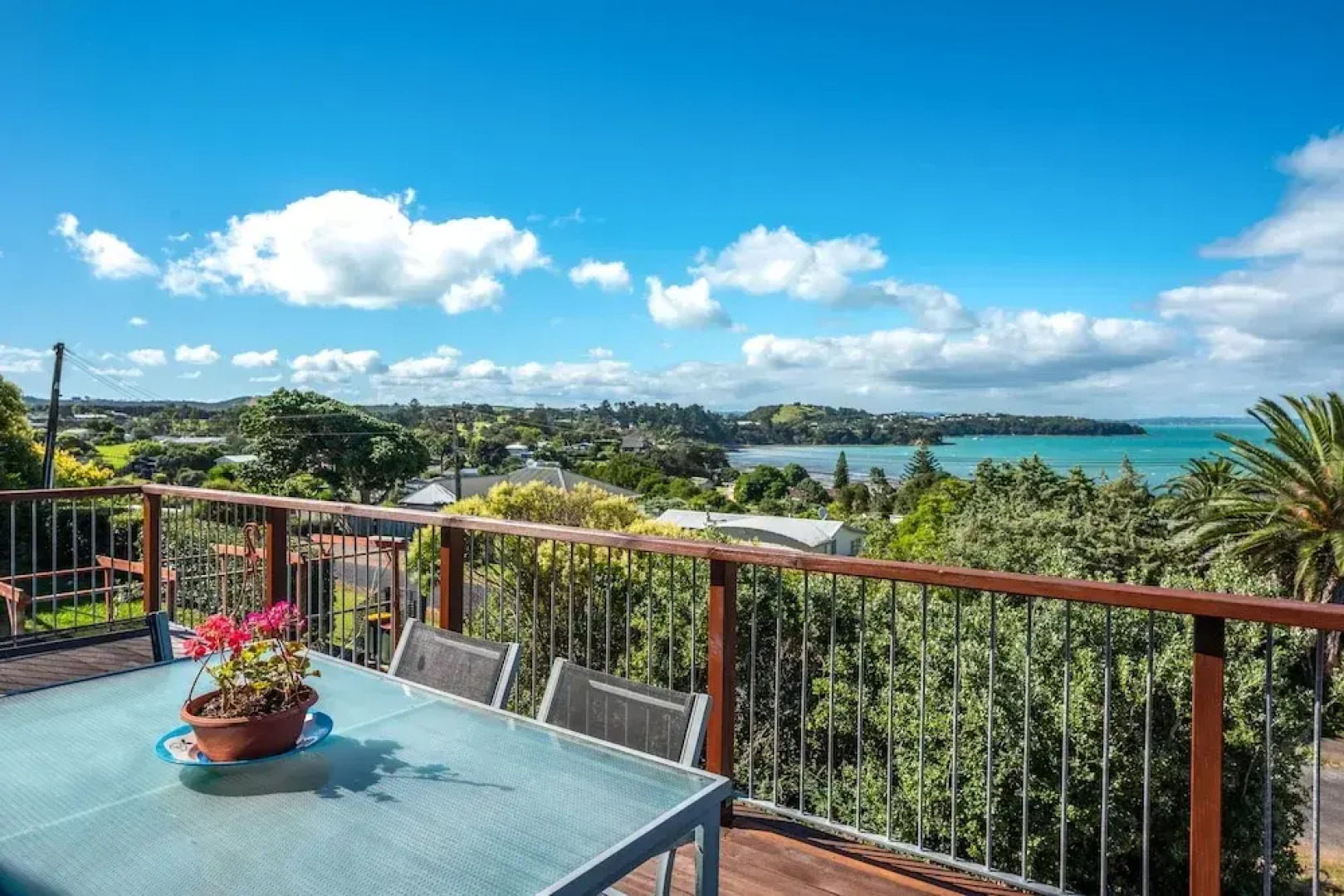 Marama Cottages with Ocean Views