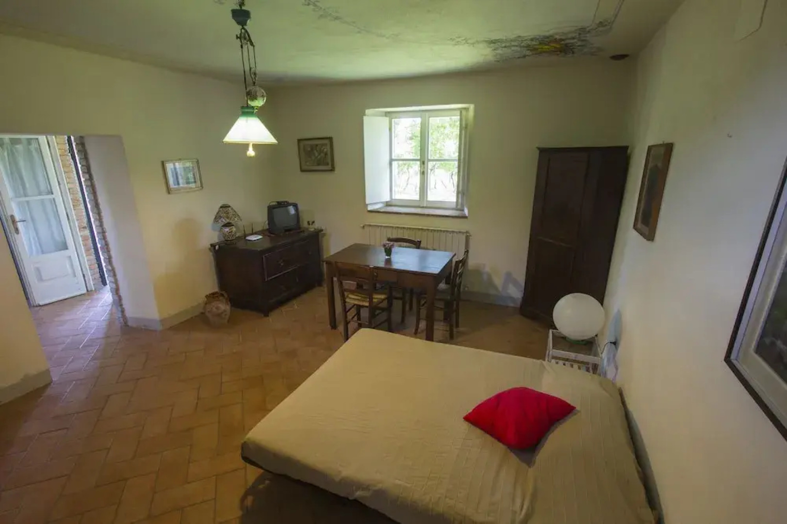 Coriana Apartments & Villas