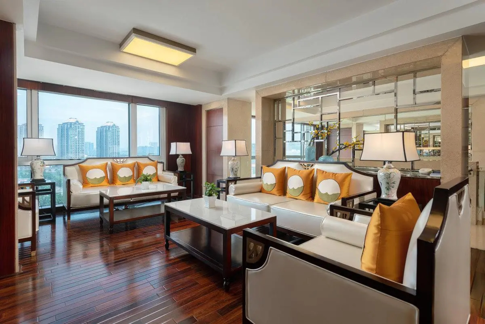 Kuntai Royal Hotel