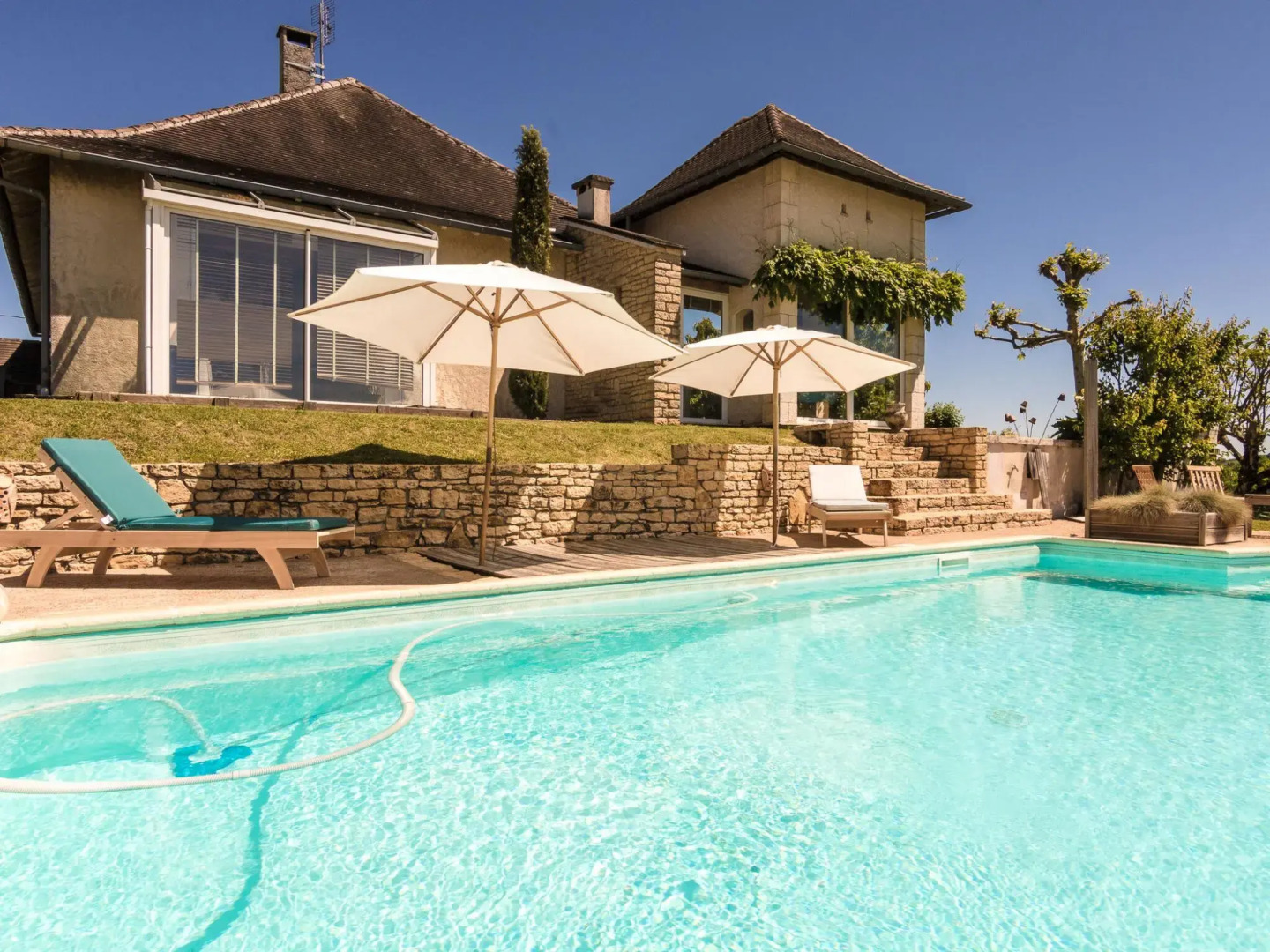 Cozy Villa in Saint-bonnet-la-rivière With Swimming Pool