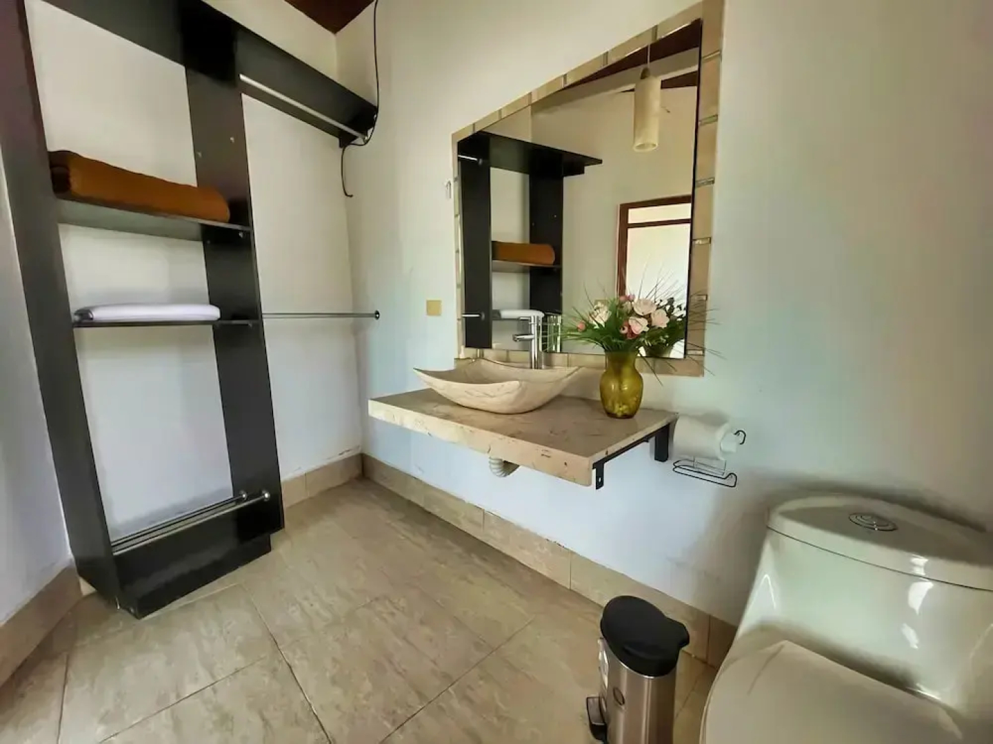 La Palapa & Posada Mía