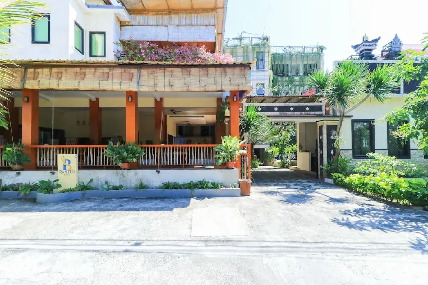 Отель Rantun's Place Nusa Dua 