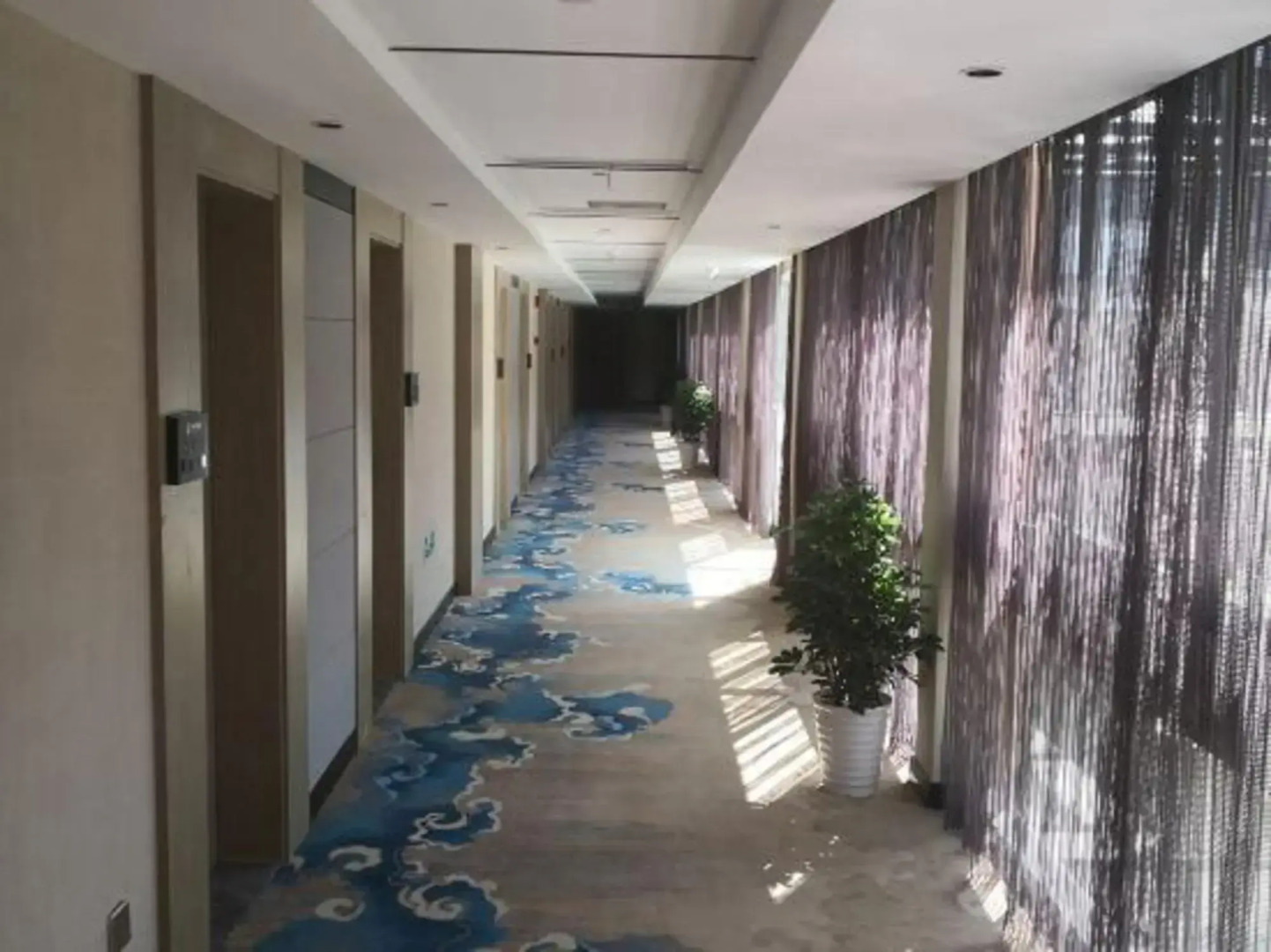 Longquan Nanguo Garden Hotel