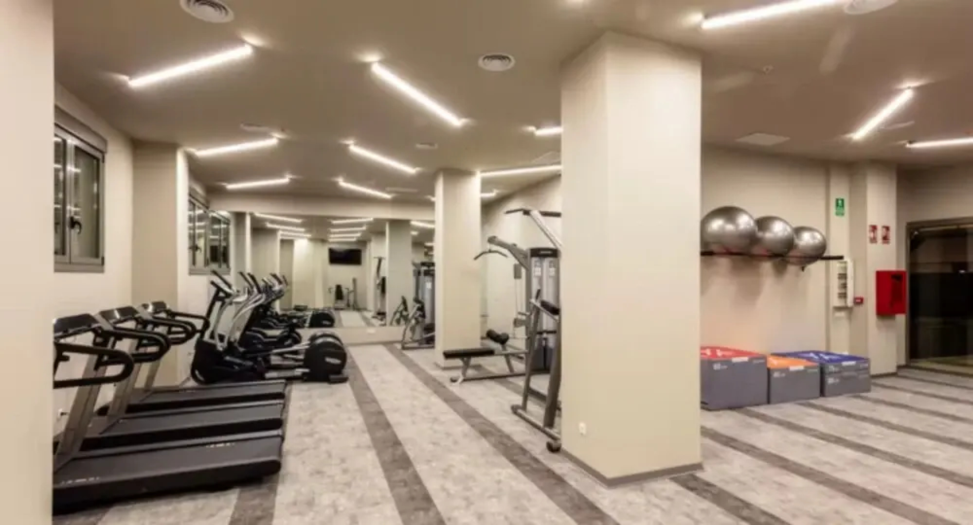 Livensa Living Studios Valencia Marina Real