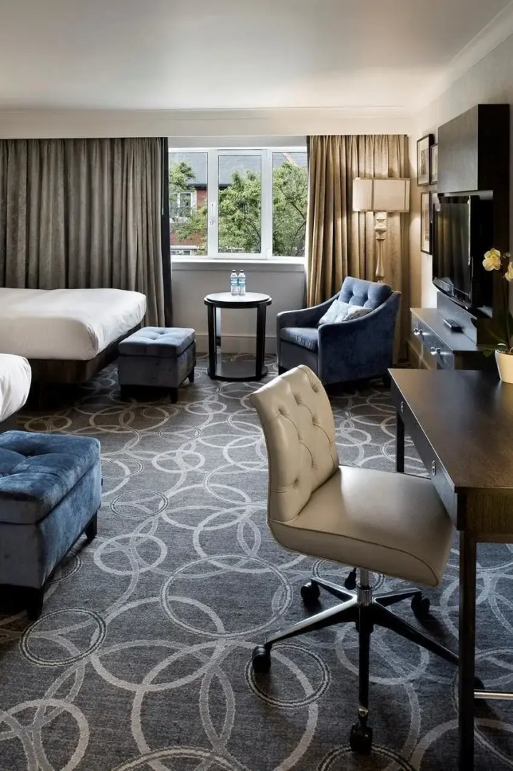 DoubleTree by Hilton St. Anne's Manor