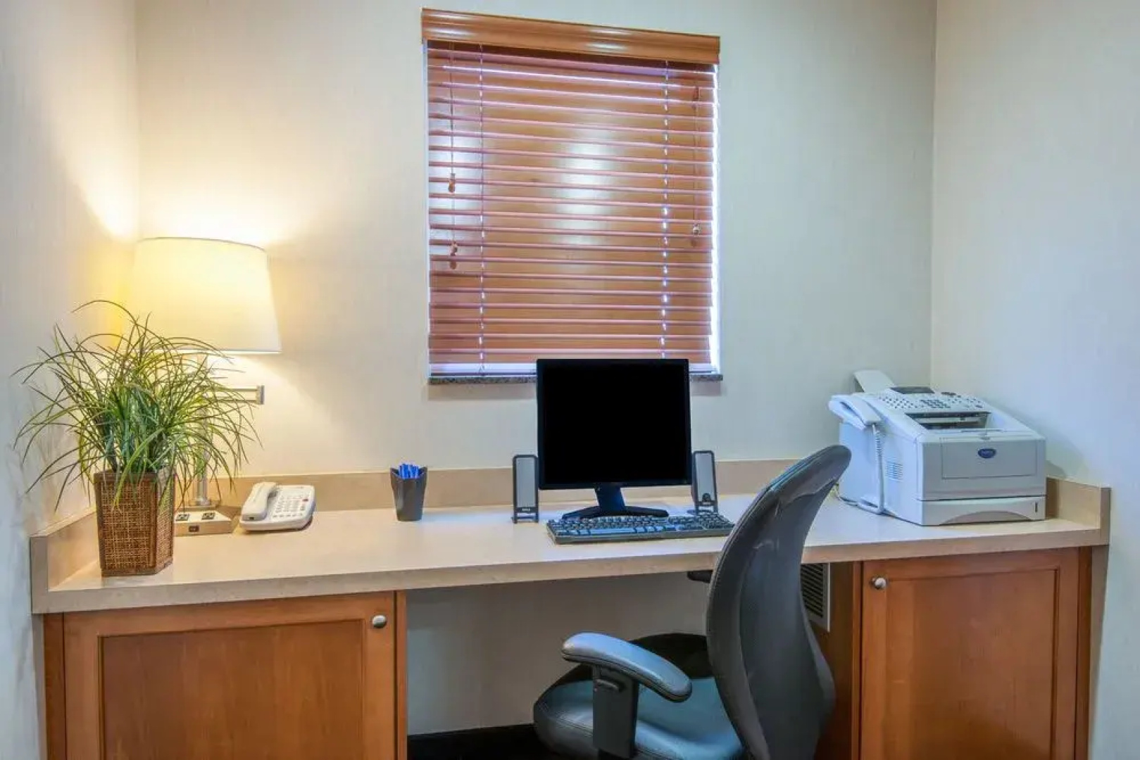 Holiday Inn Express & Suites Vernal - Dinosaurland
