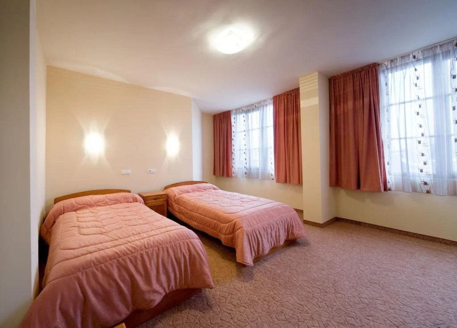 Boutique Family Hotel VSK Kentavar