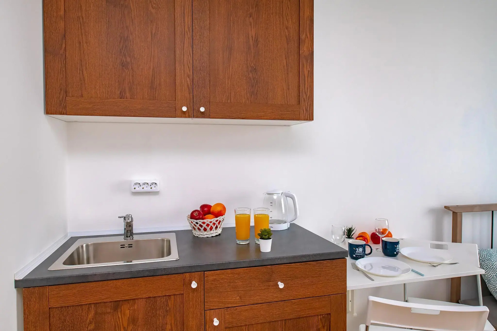 Уютные студии на улице Котельникова