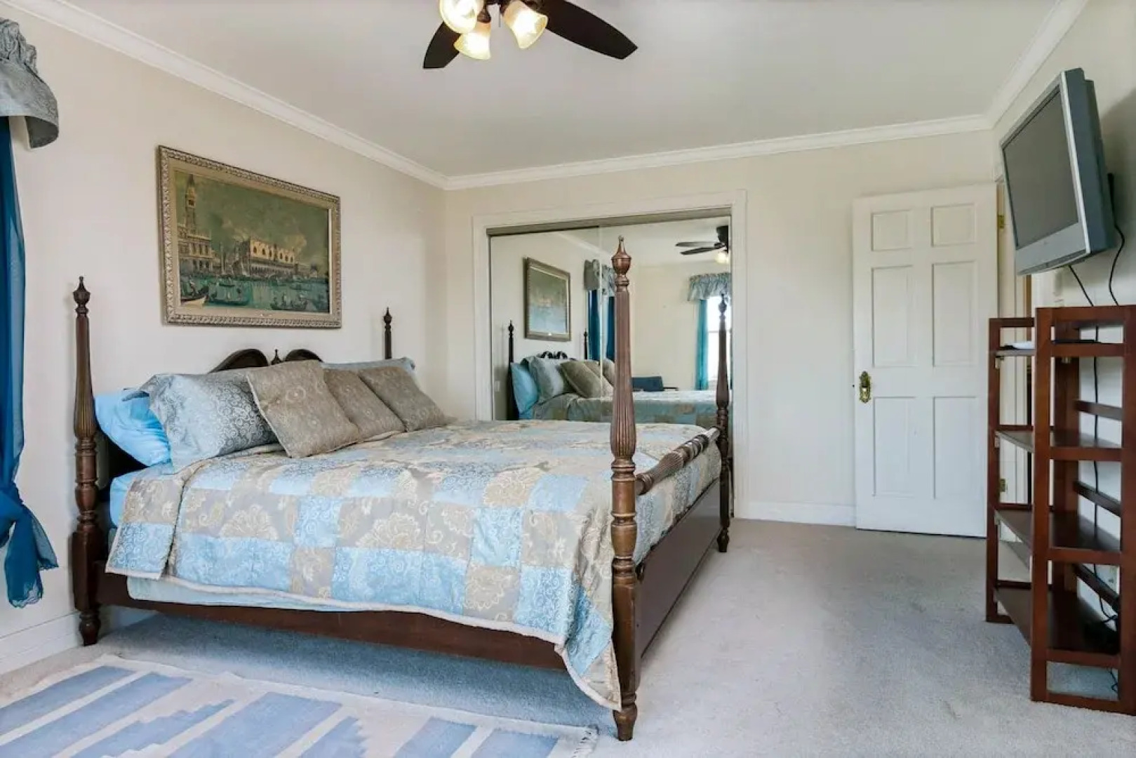 1 South Atmore Rd Home 5 Bedrooms 4.5 Bathrooms Home