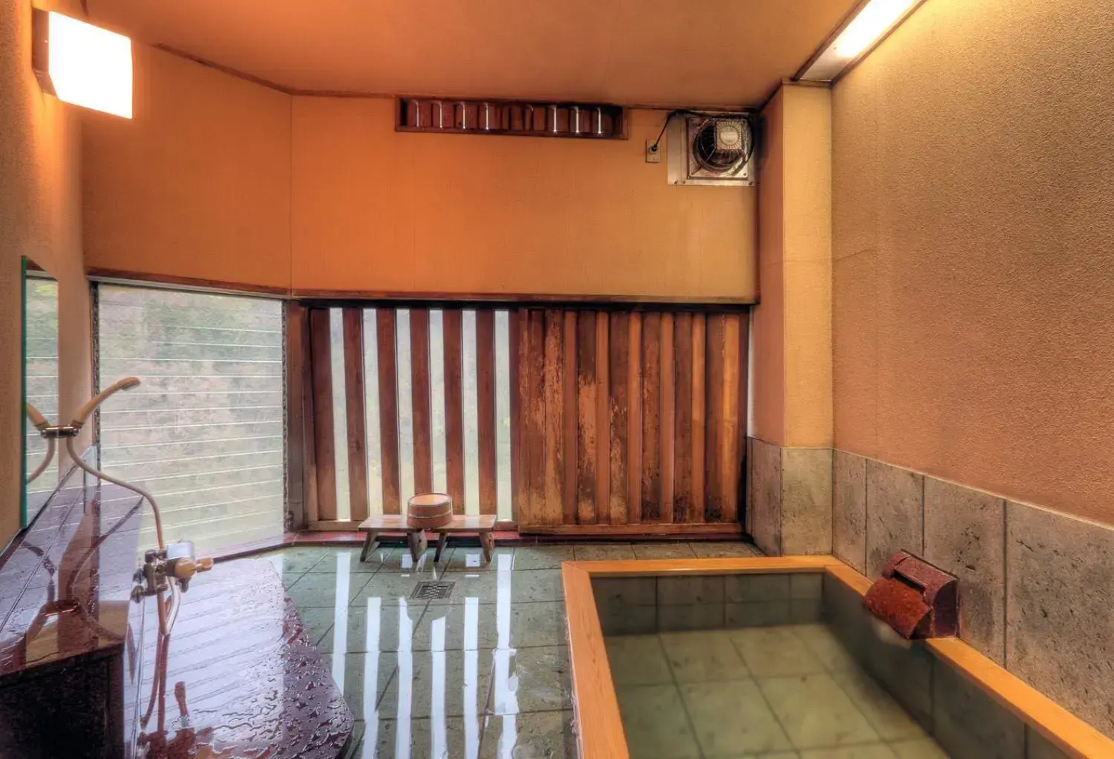 Aizu Ashinomaki Onsen Marumine Honkan