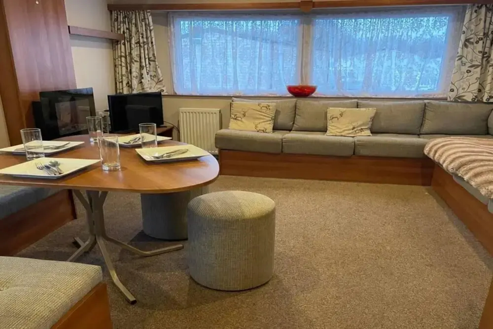 Immaculate 2-bed Sleeps 6 in Pevensey Bay