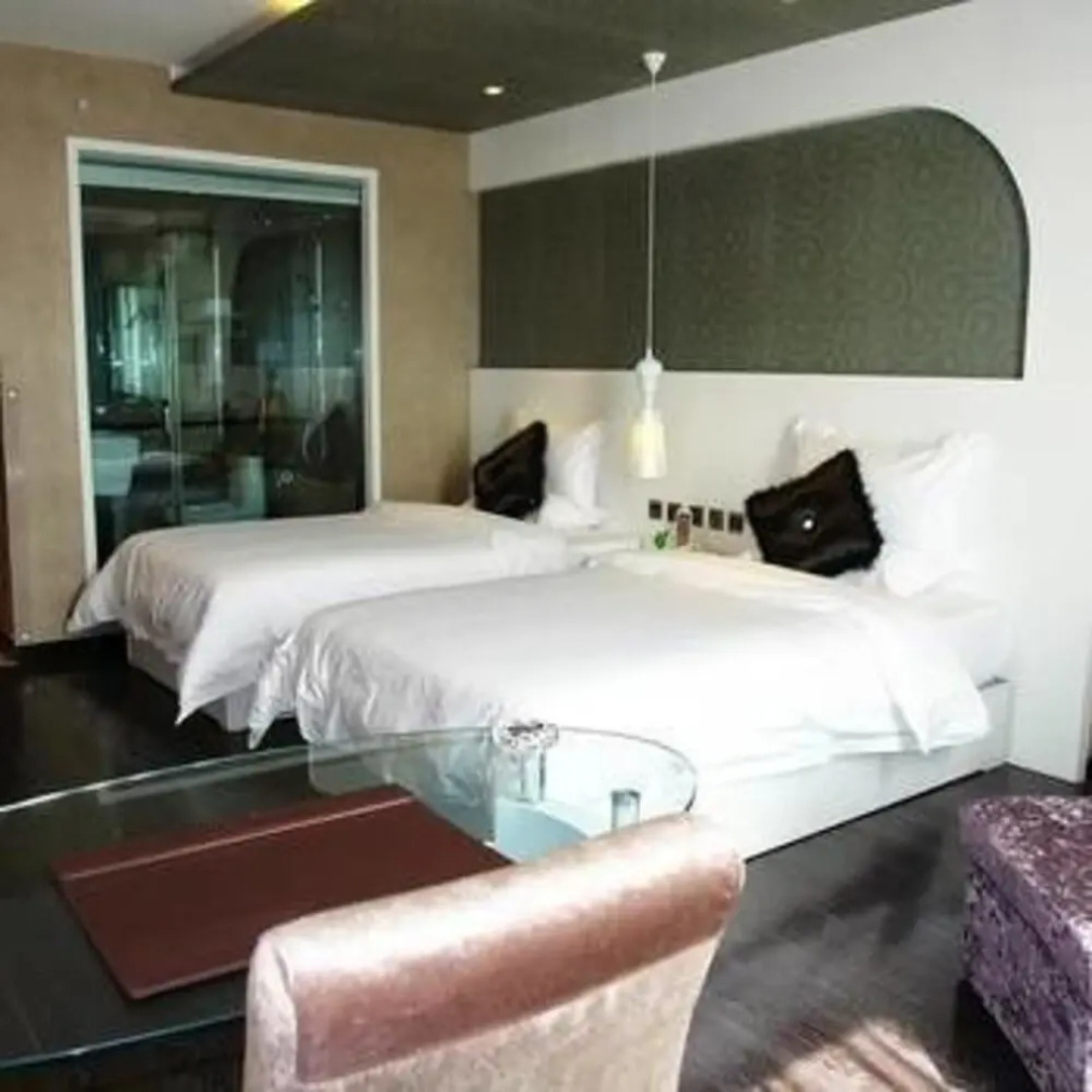 Zhongyue Shuijing Hotel