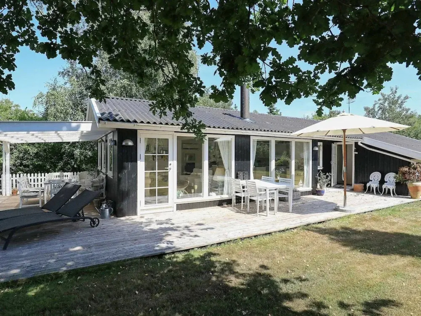 Modern Holiday Home in Hovedstaden With Roofed Terrace