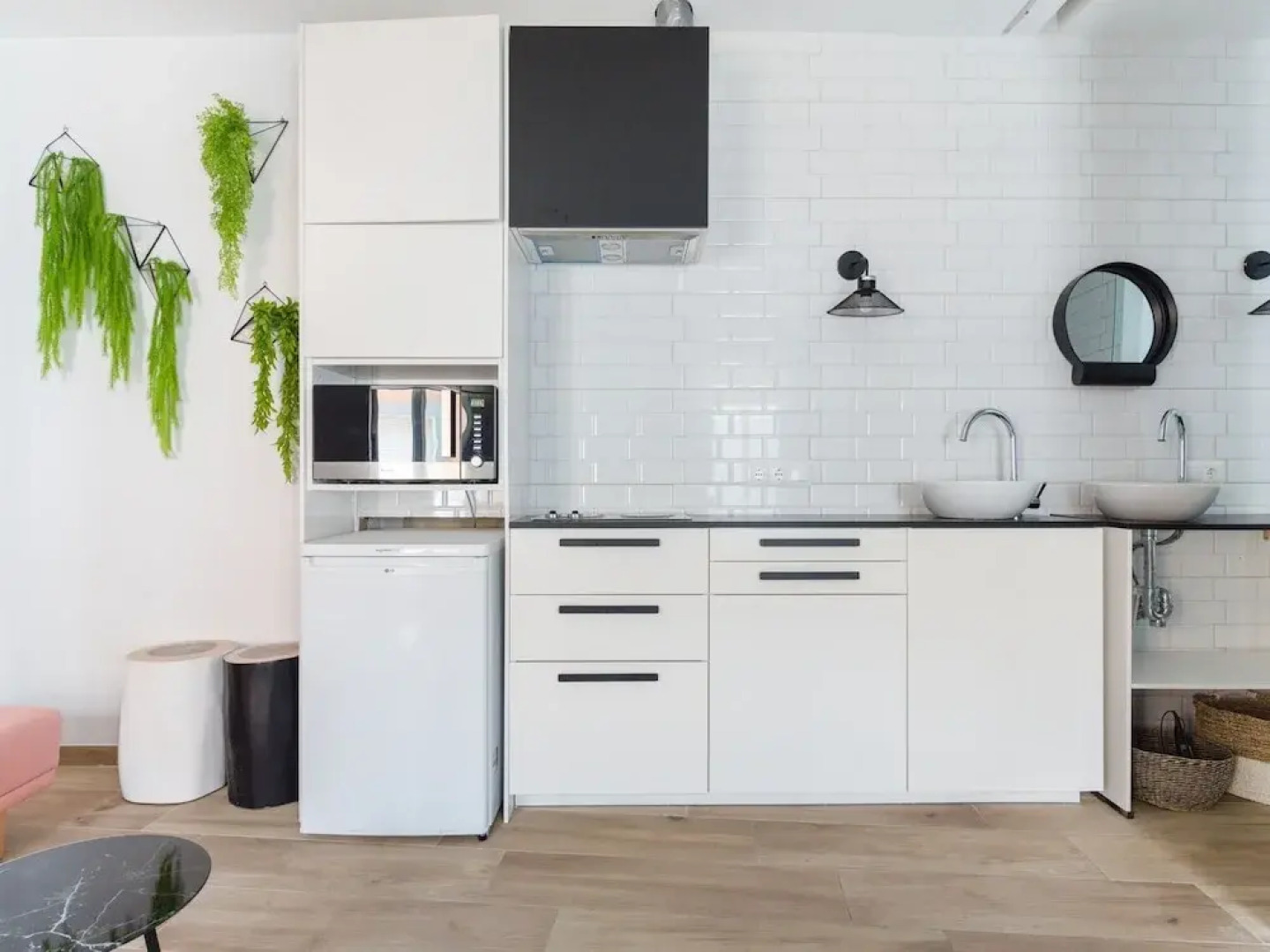 Cozy Holiday Apartment With Terrace and BBQ