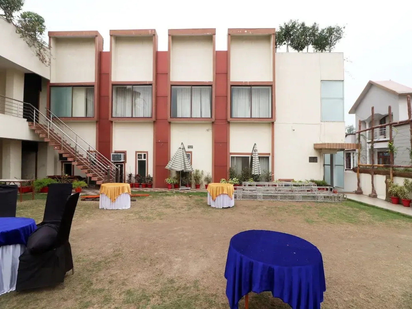OYO 8620 Sparsh Hotels and Resorts