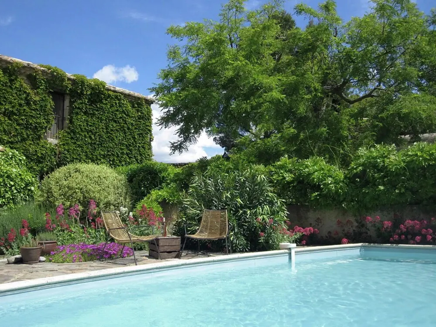 Beautiful 18th Century House With Private Pool in Fournès, Pont-du-gard