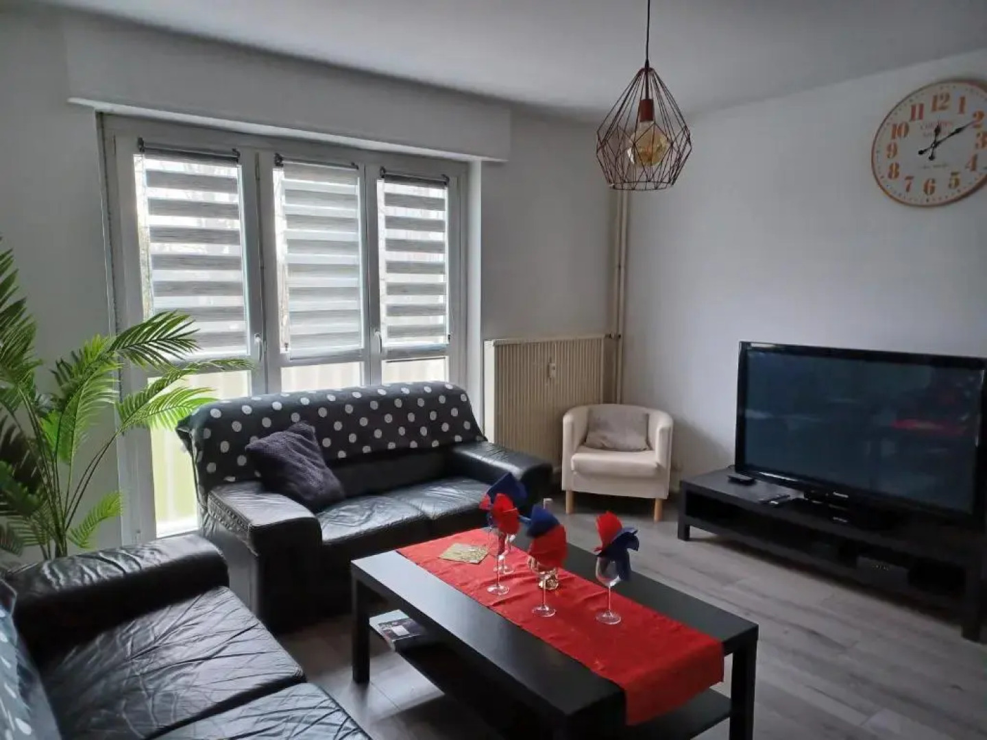 Travel homes spacieux et paisible parking privé