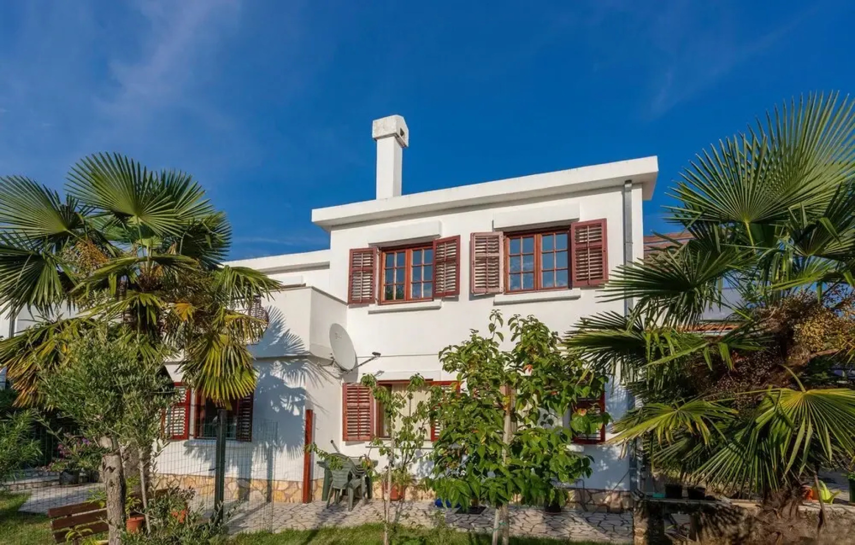 Amazing Home in Malinska With Wifi and 2 Bedrooms