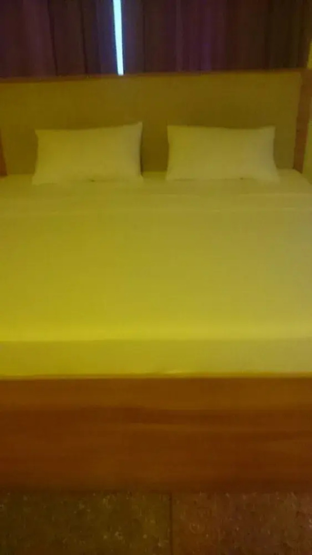 H & H Beach Bungalows