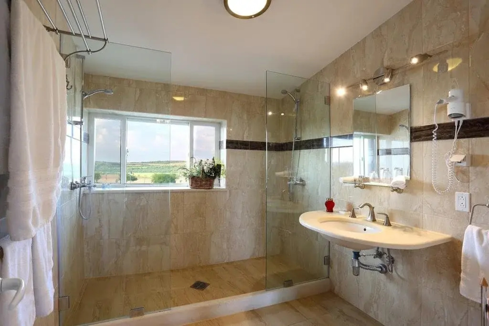 Seven Generations Winery Hotel & SPA