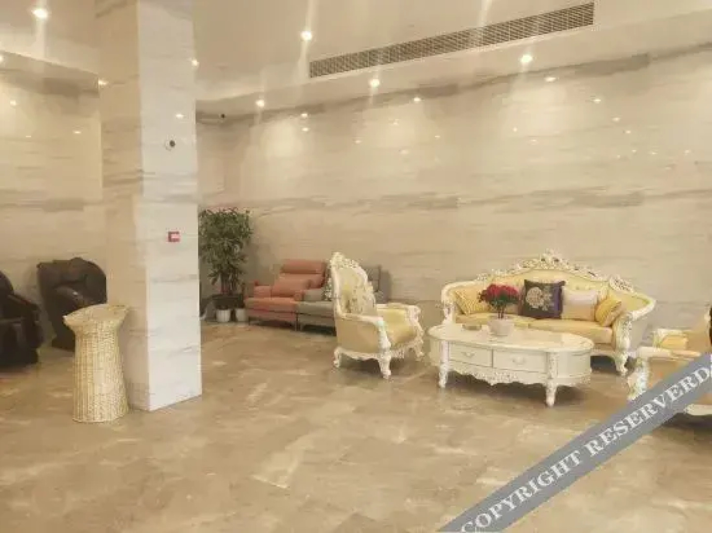 Vienna 3 Best Hotels (Xuyi Bus Station Xujie Lobster Square Branch)