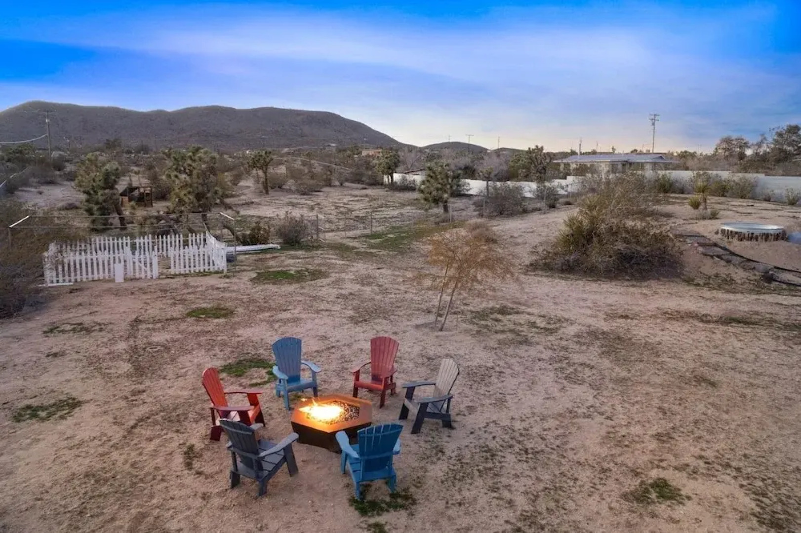 Pickle Ranch - Desert Paradise With Hot Tub, Fire Pit & Bbq 2 Bedroom Home by Redawning