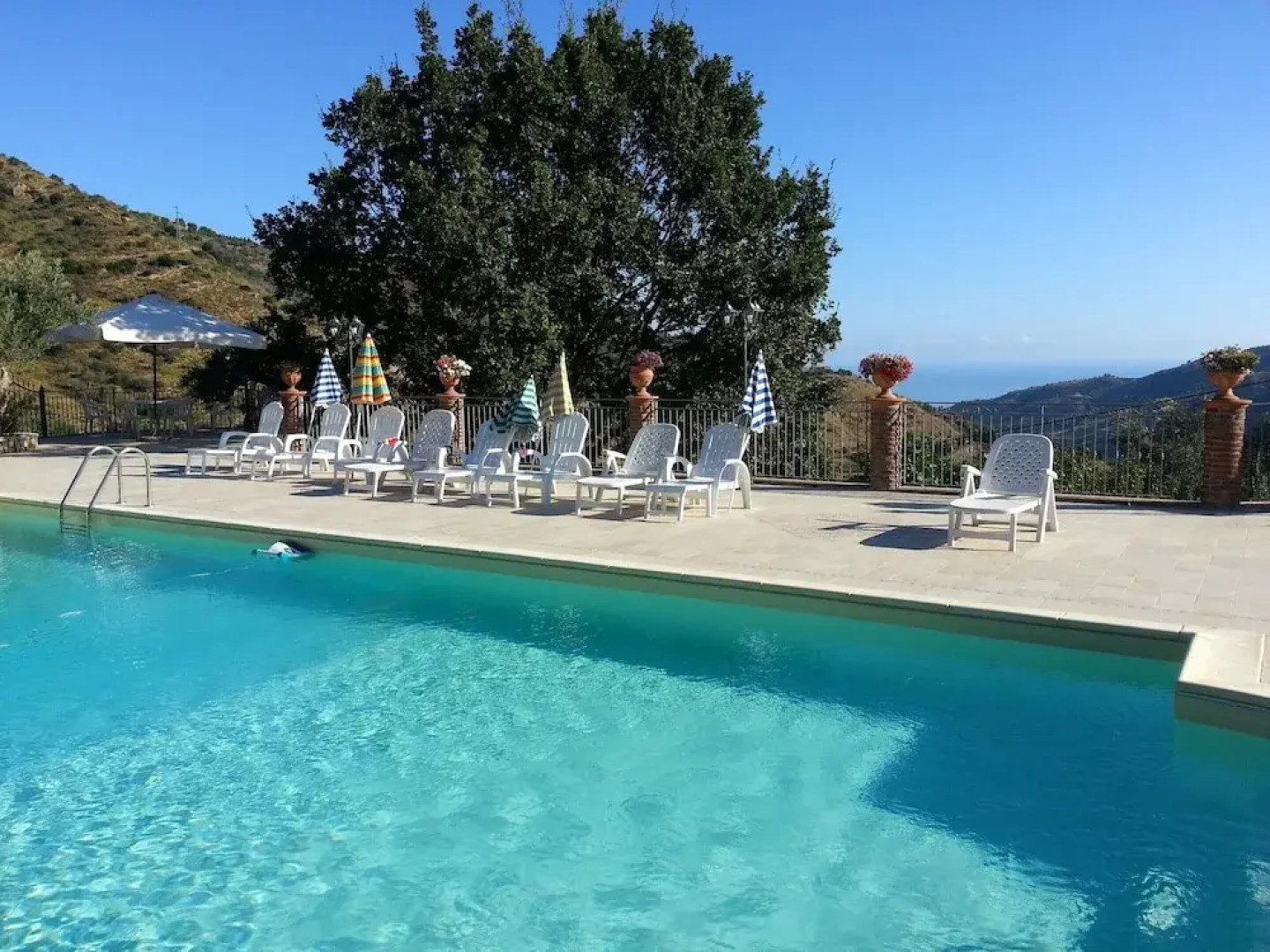 Apartment With one Bedroom in Reitano, With Wonderful sea View, Shared Pool, Furnished Terrace - Near the Beach