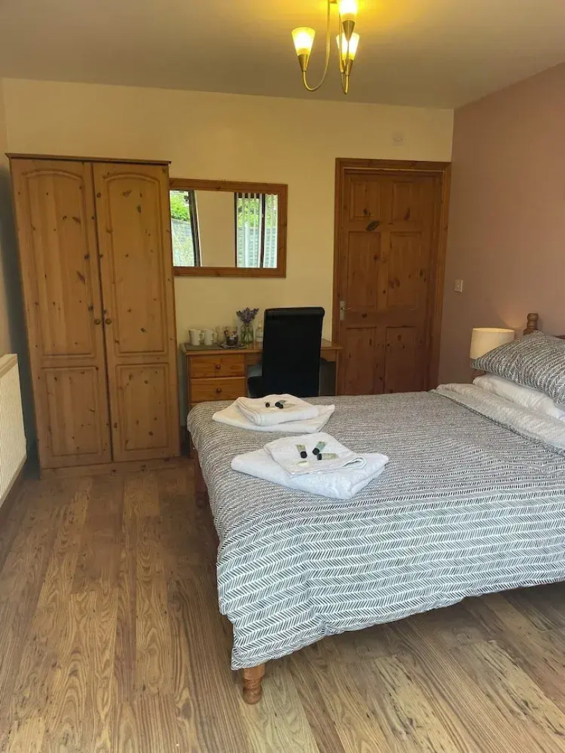 Rooms at the Huntsman Inn