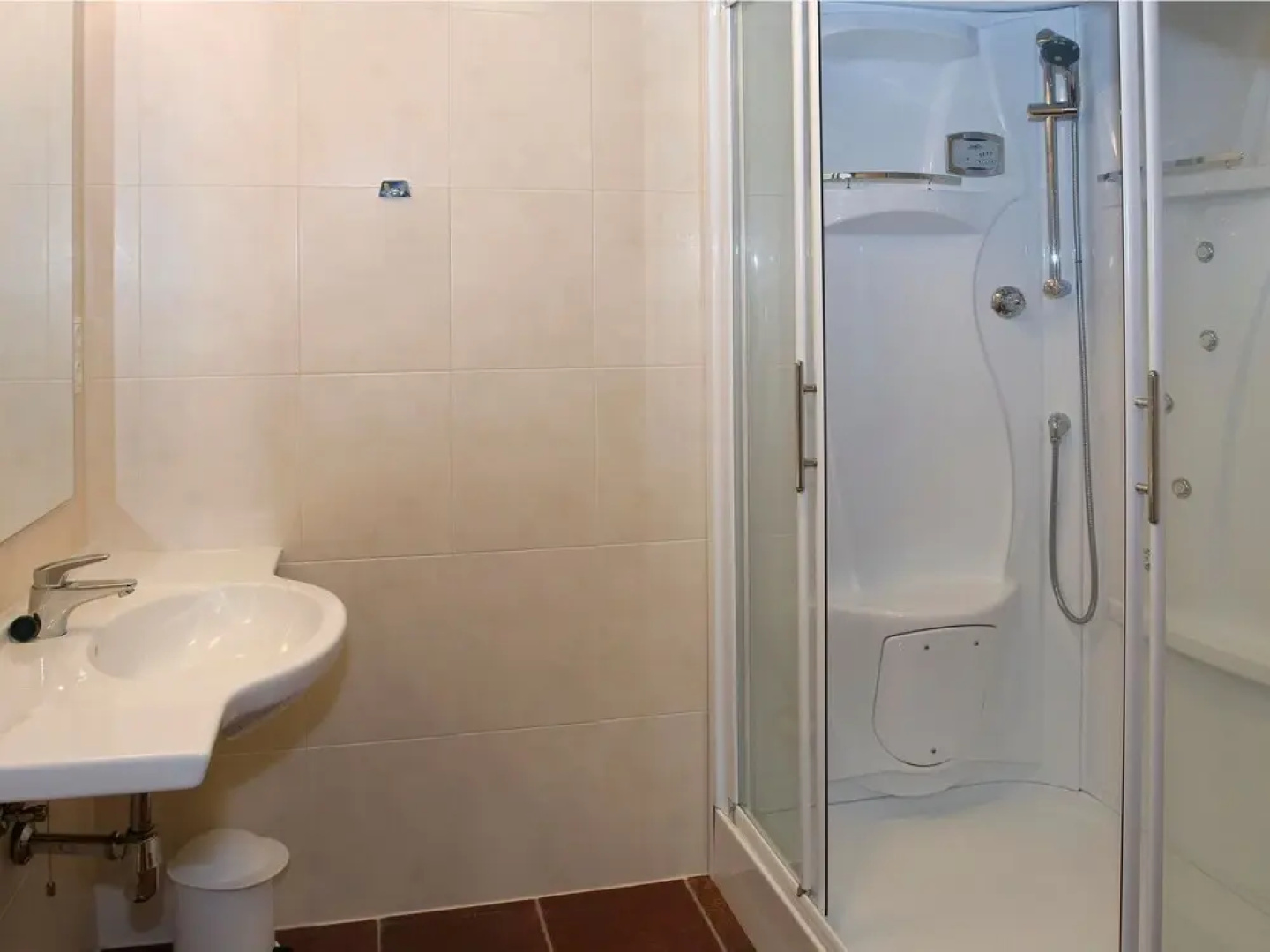 Nice Villa With Washing Machine, Close to the River Moselle