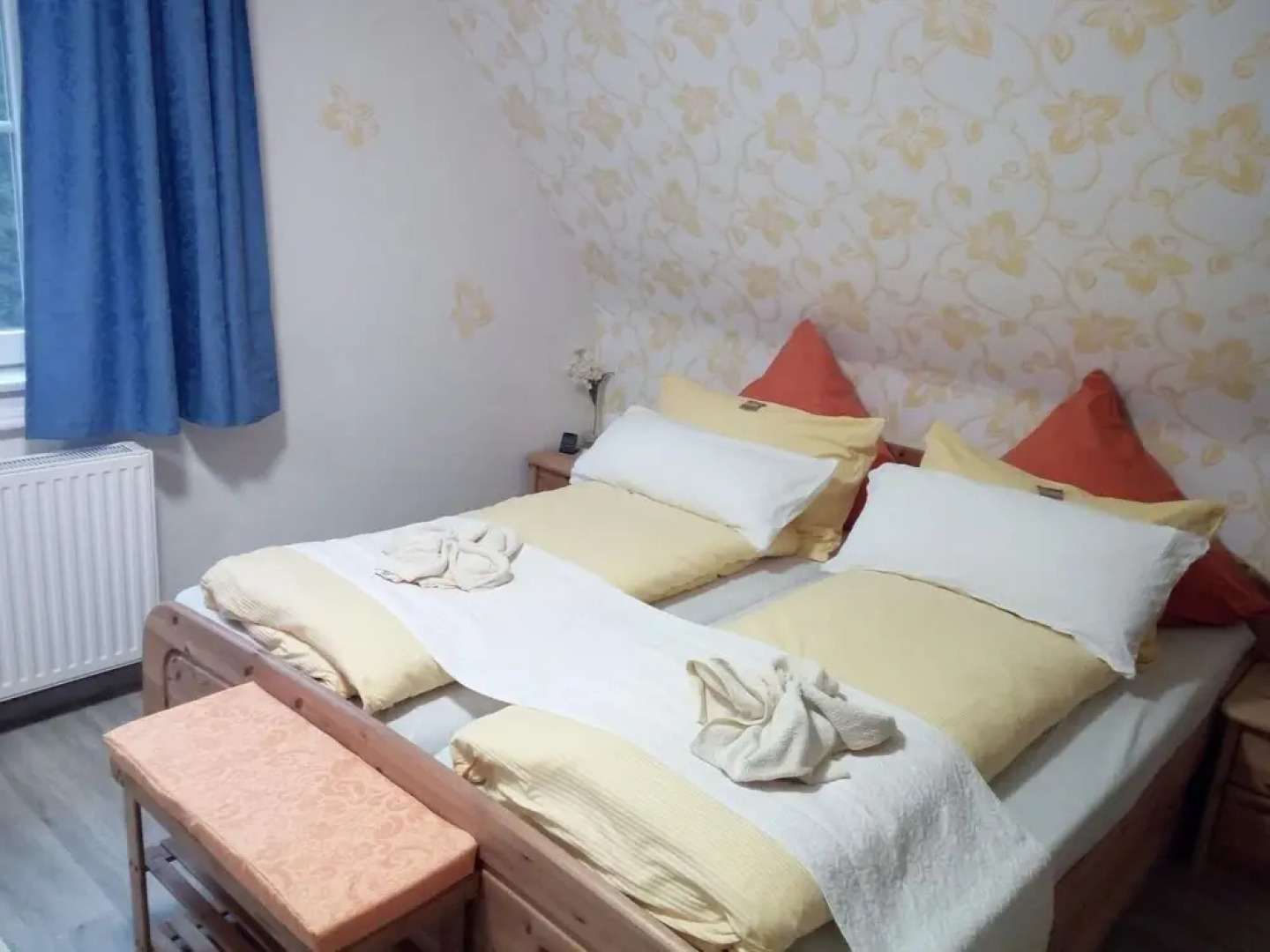 Haus am Hüttenteich, Ferienwohnung Reitzig - Klassisch im Obergeschoss