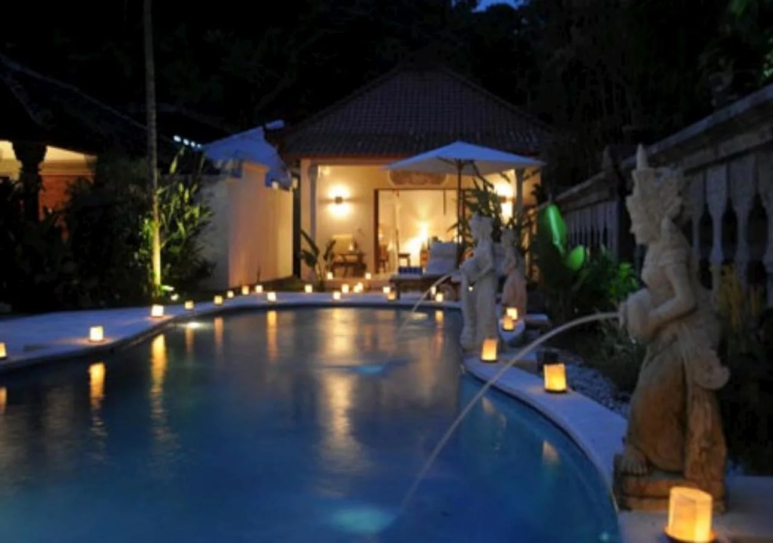 Tirta Ayu Hotel & Restaurant