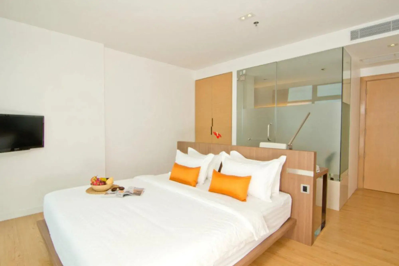 Seven Zea Chic Hotel