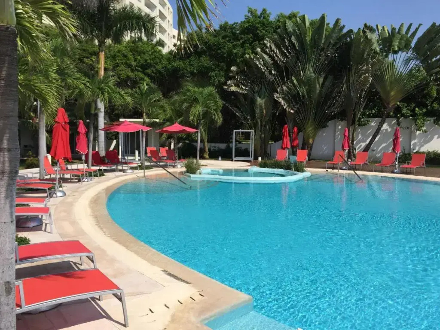 Bay View Grand Marina 1605 Sur