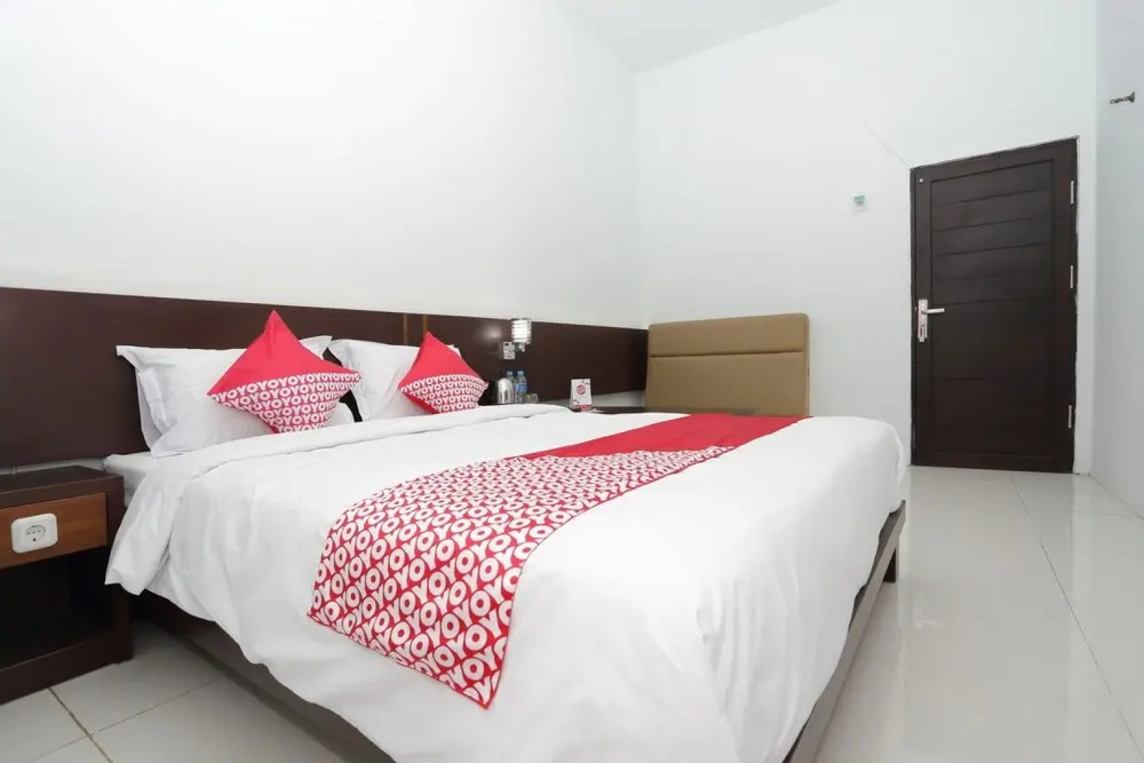 Hotel Royal by OYO Rooms
