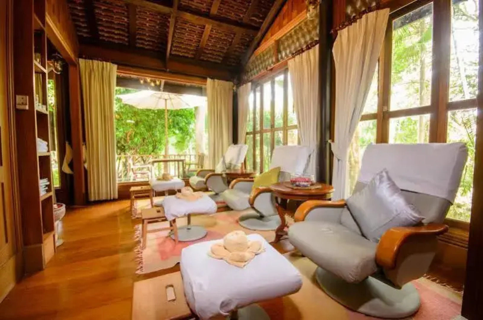 Petchvarin Resort and Spa