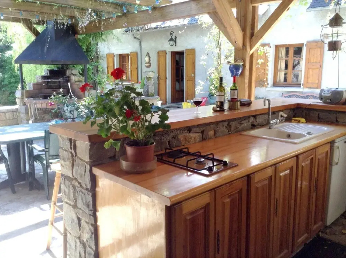 Villa With 4 Bedrooms In Saint-pierre-des-tripiers, With Wonderful Lake View, Private Pool, Furnished Garden - 41 Km From The Slopes