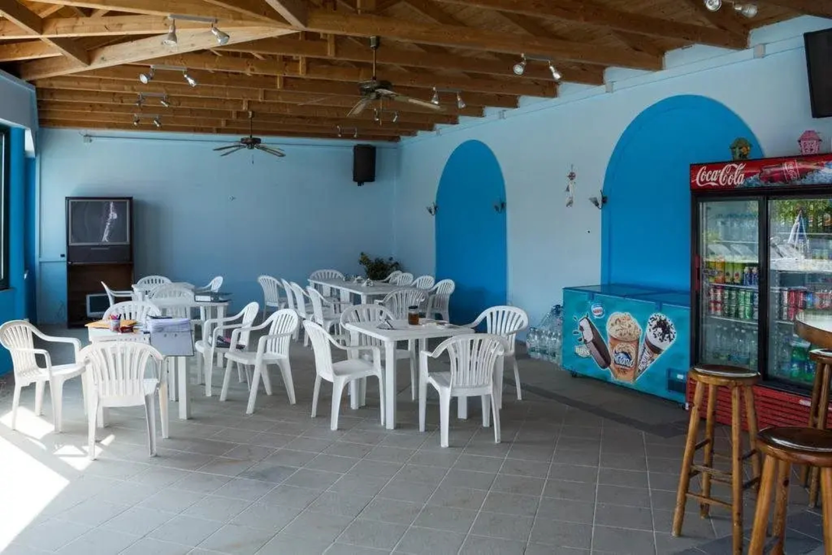 Avra Aparthotel