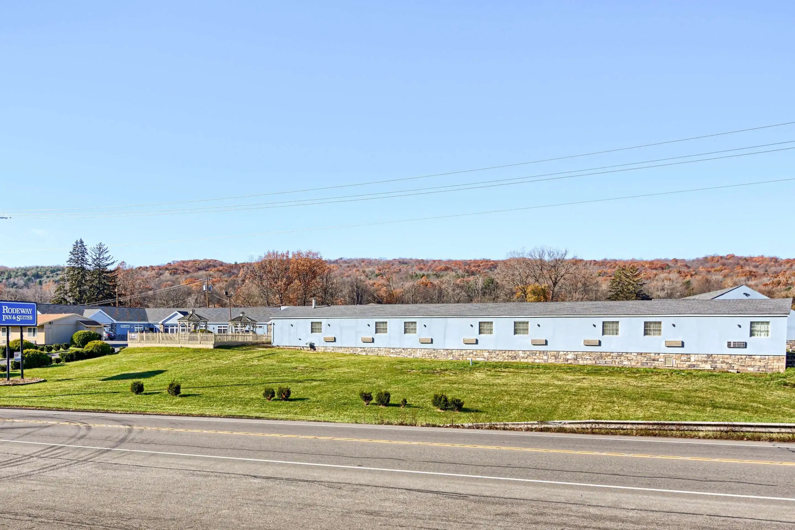 Rodeway Inn & Suites Ithaca South