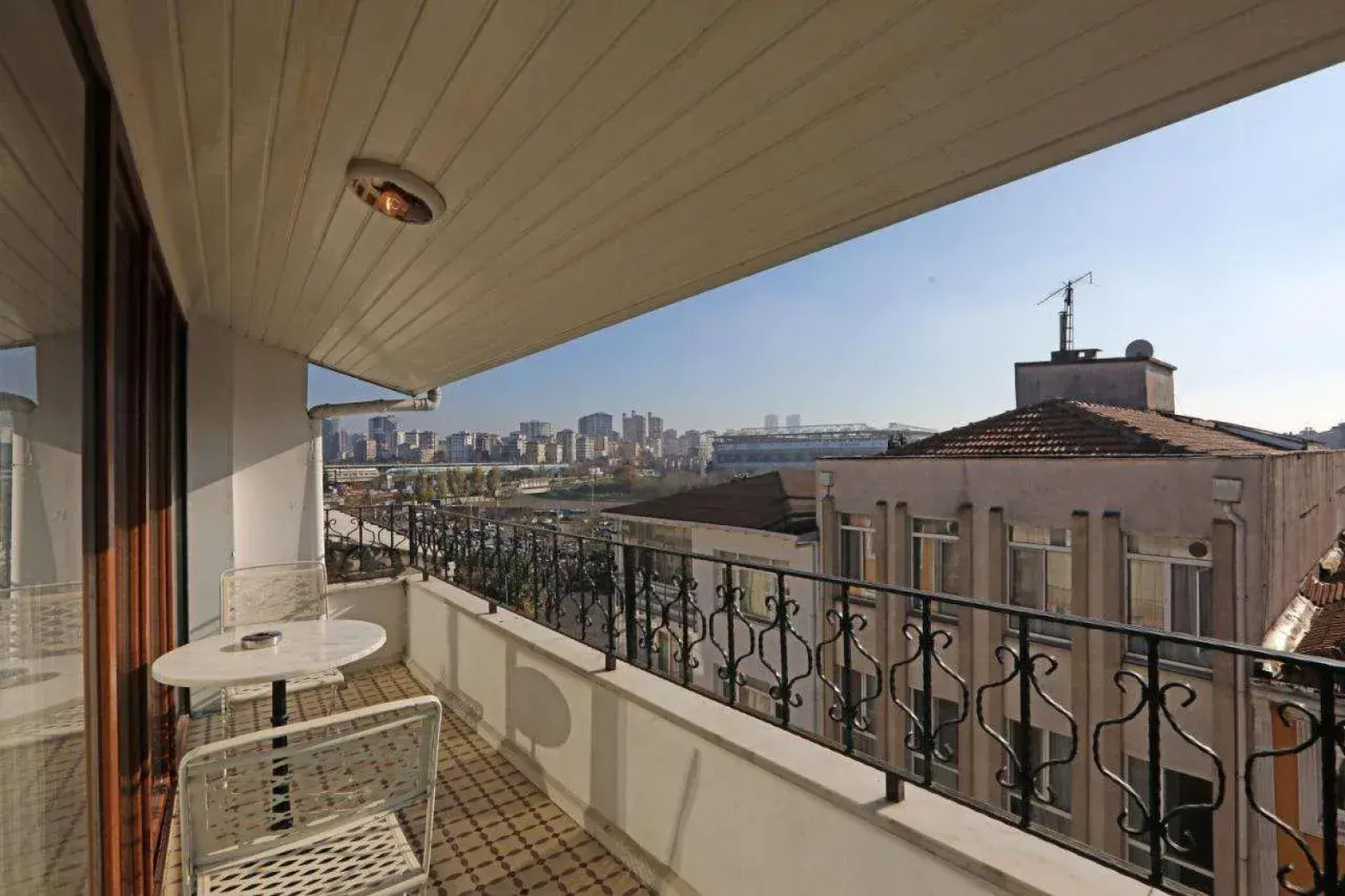 Mezzo Hotel