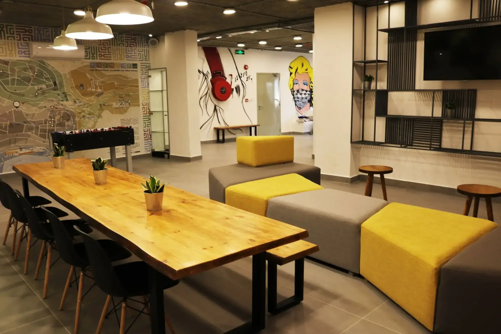 Nomads Hotel - Hostel