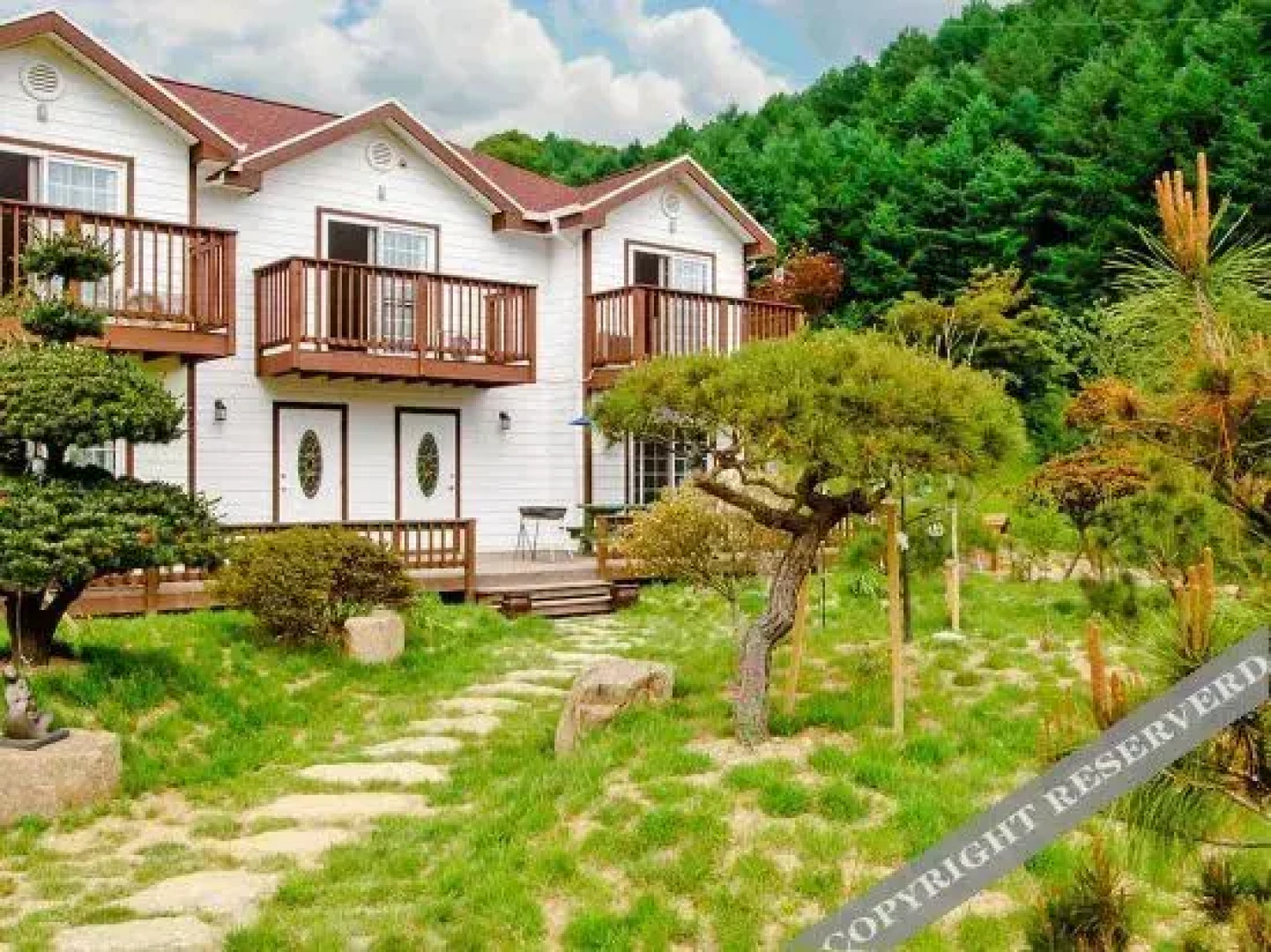 Yangpyeong Shejatreehouse Pension