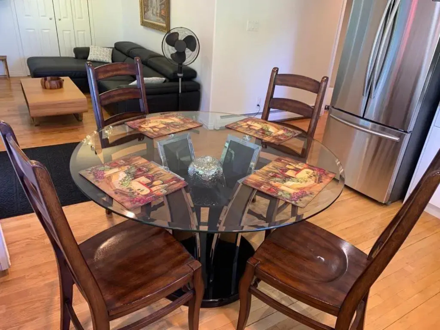 Beautiful Modern Suite