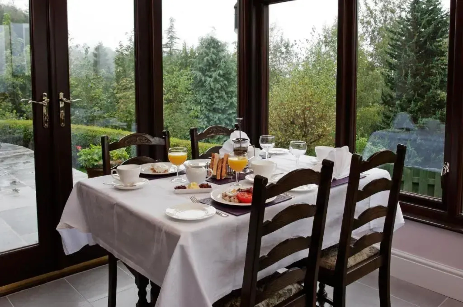 Hill Crest Country Guest House