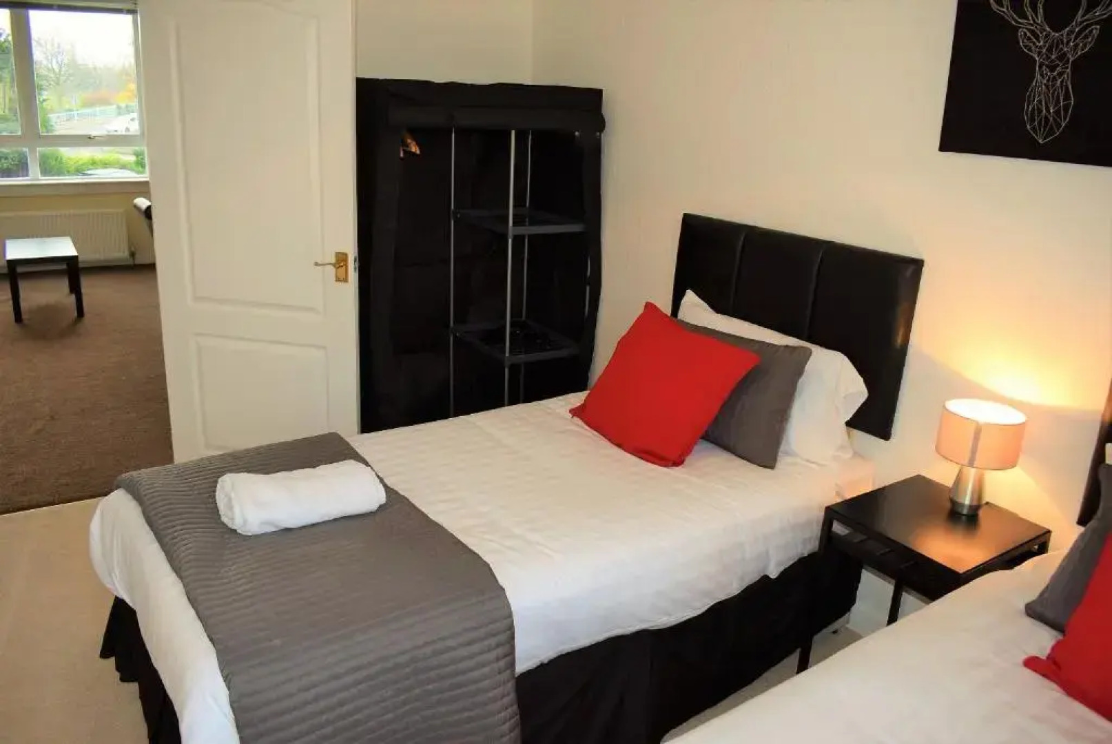 Kelpies Serviced Apartments MacGregor- 2 Bedrooms