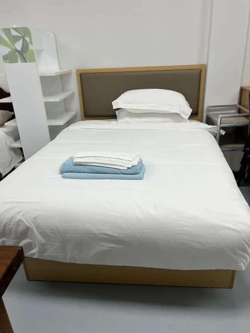 2 Double 1 Single 2 Sofa Beds - Suite 6