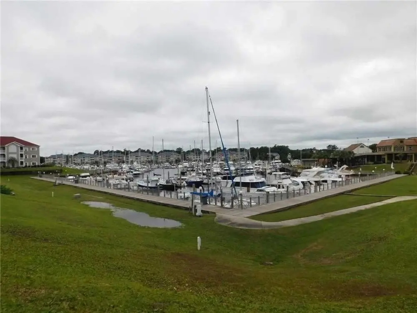 Harbourfront S #a6 2 Bedroom Condo