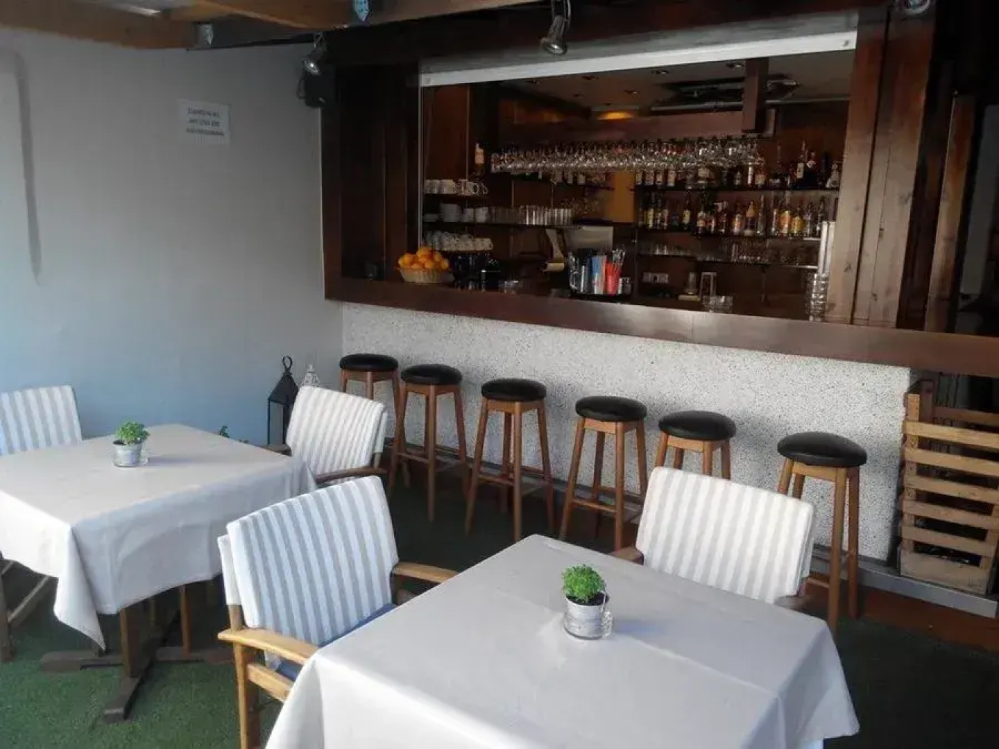 Talos Hotel & Apartments