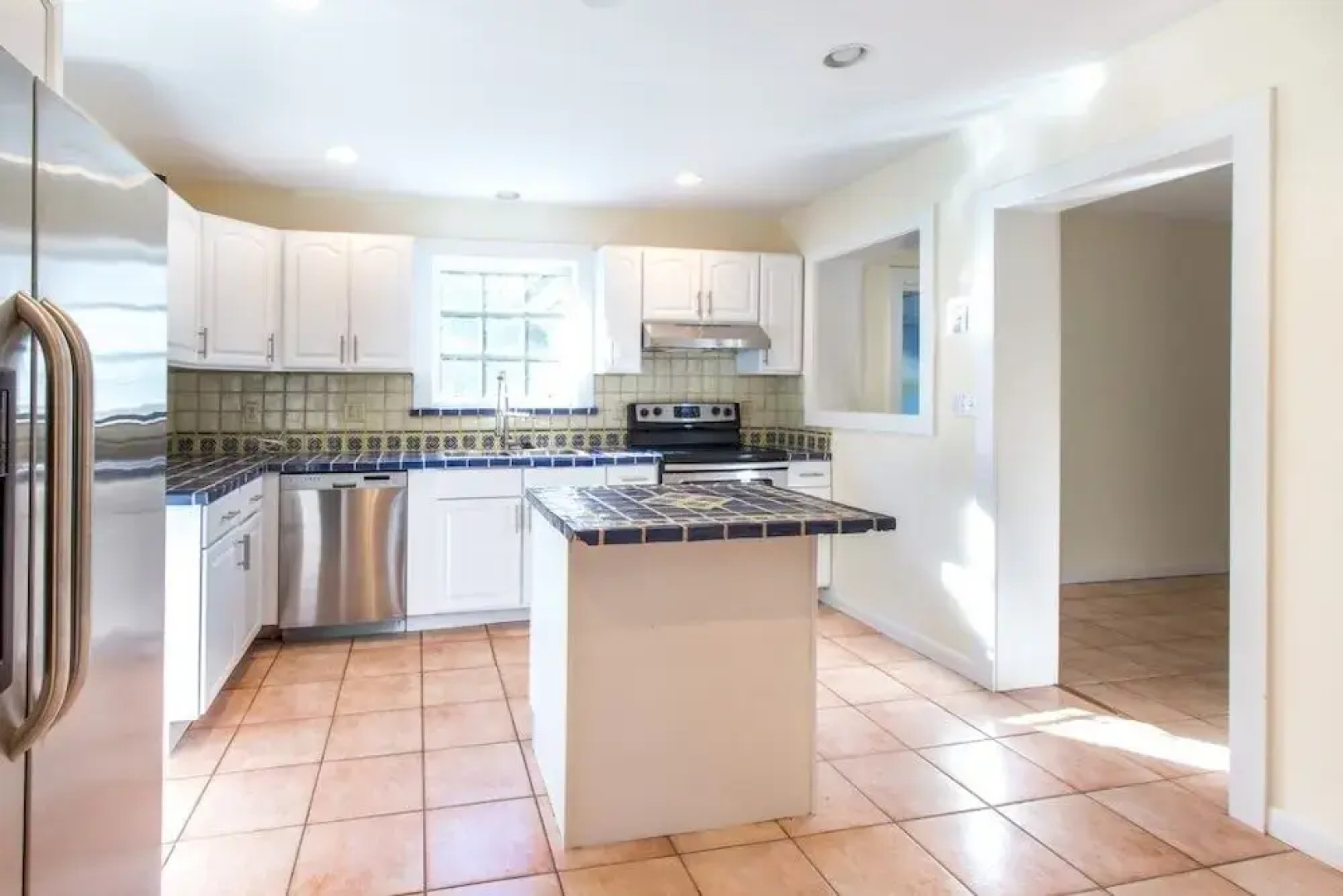 Chateau Hollywood Luxury Home W Private Pool - Sleeps 10 7 Bedroom Villa by Redawning