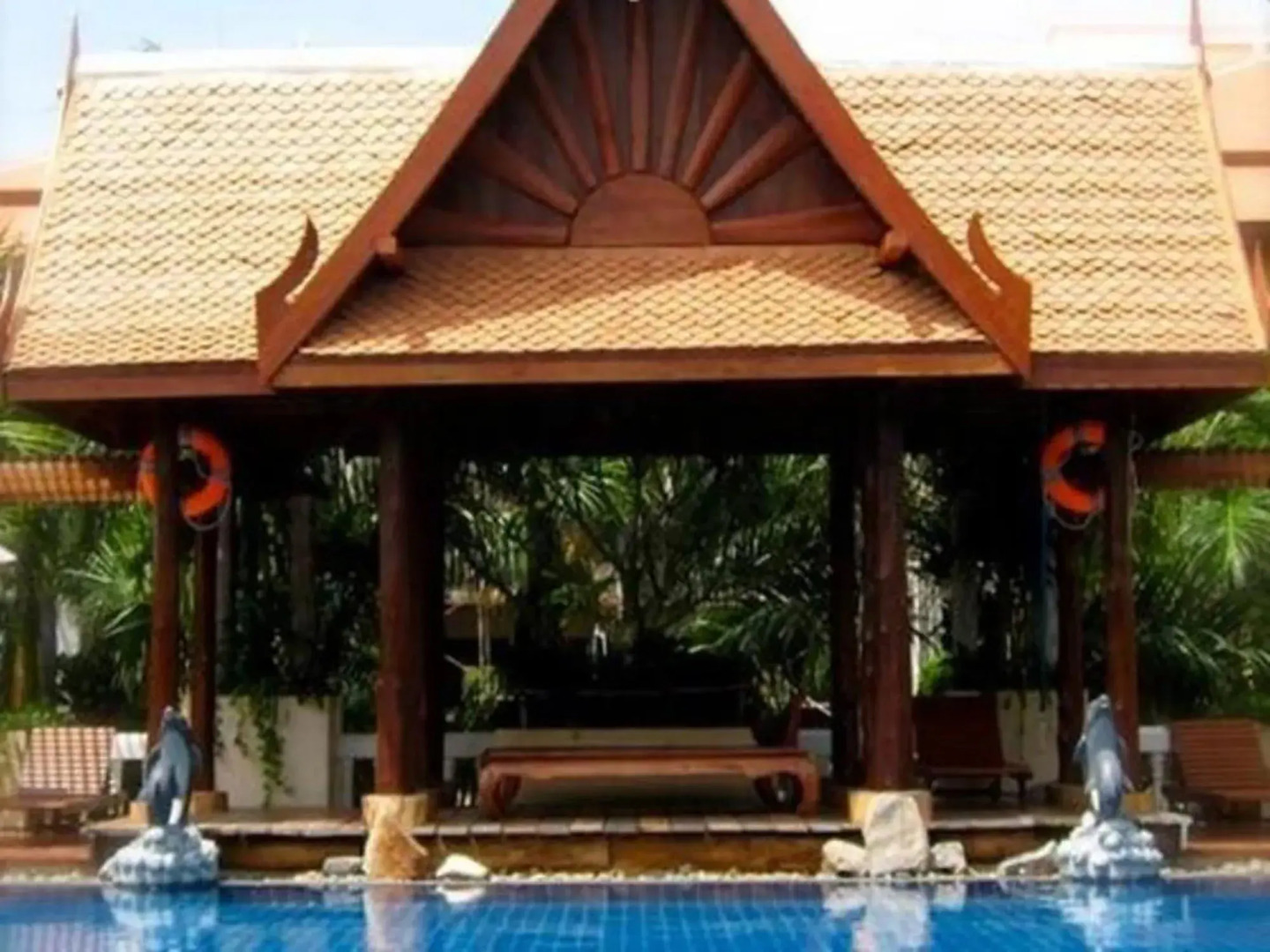 Mae Pim Resort Hotel